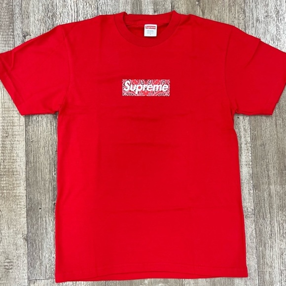 Supreme NWT Bandana Box Logo Tee FW19 Red Authentic Watermark New In Polybag - Picture 3 of 5